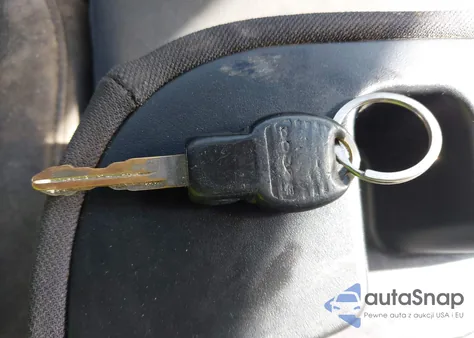 2010 Dodge Ram 1500 St z USA, uszkodzony, nr VIN 1D7RB1GP6AS189243